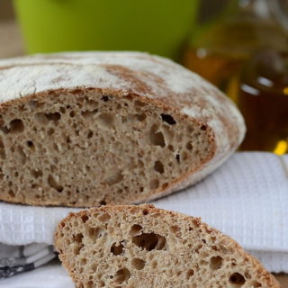 Chleb pszenno-zytni na zakwasie