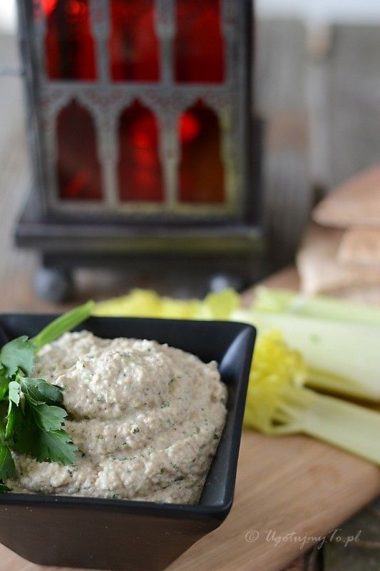 Dip z baklazana