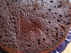 Przygotowanie tortu czekoladowego